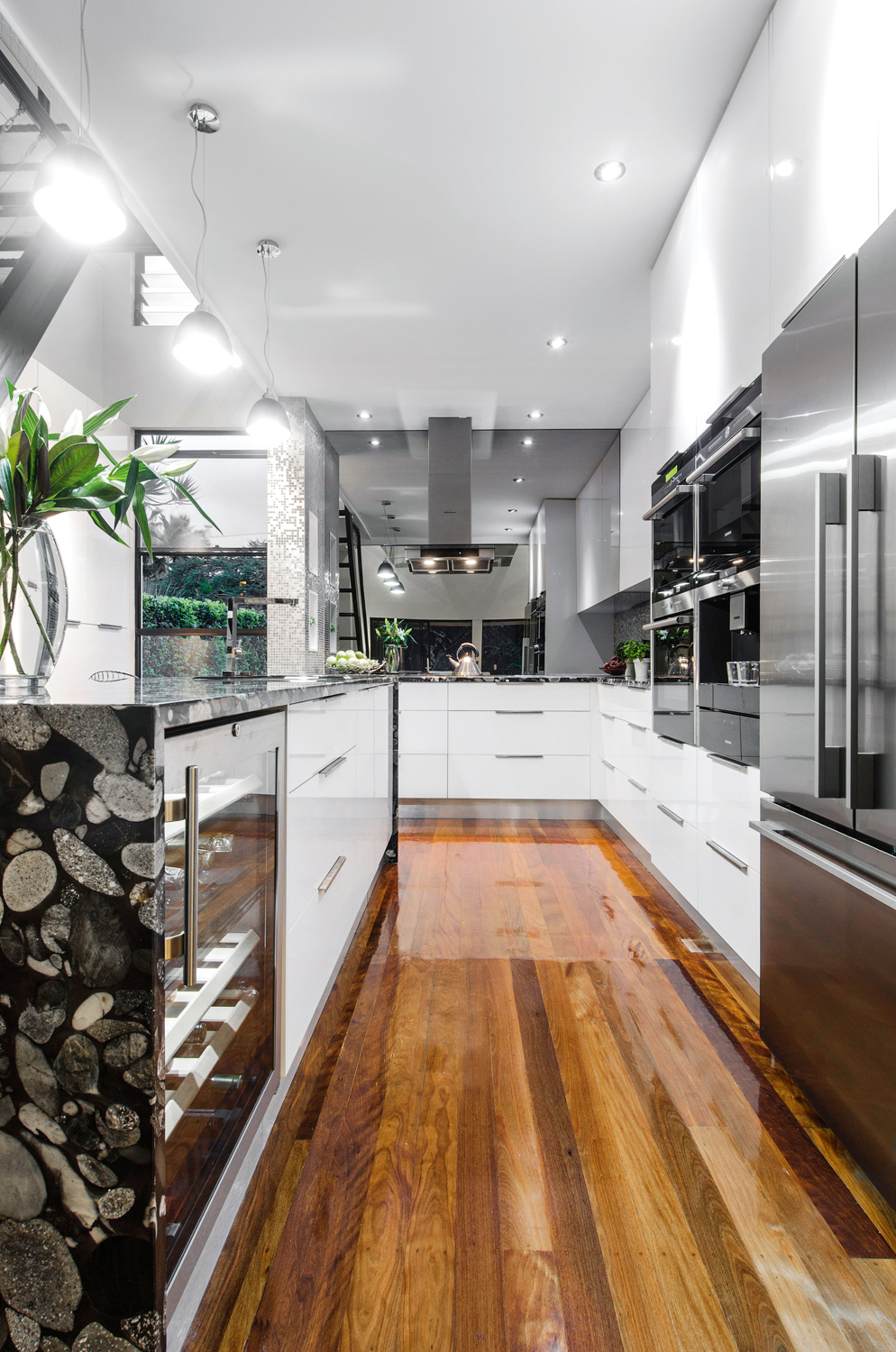 A stunning open-plan kitchen design - Completehome