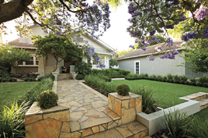 Gorgeous Melbourne garden makes a great first impression