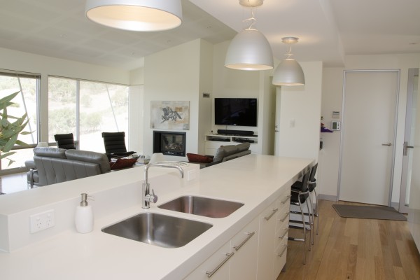 A minimalist kitchen design - sinks
