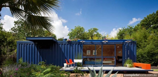 Container Guest House: sustainable living