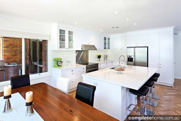A clean and fresh kitchen design from Kitchens by Peter Gill.