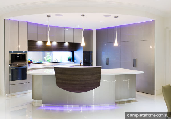 A curved futuristic kitchen from Alby Turner.
