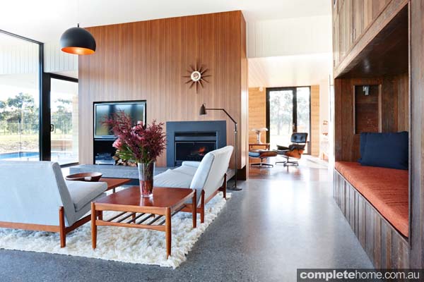 Grand design Australia: Balnarring rammed earth house- living room