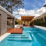 REAL POOL: Fully-tiled pool and spa design