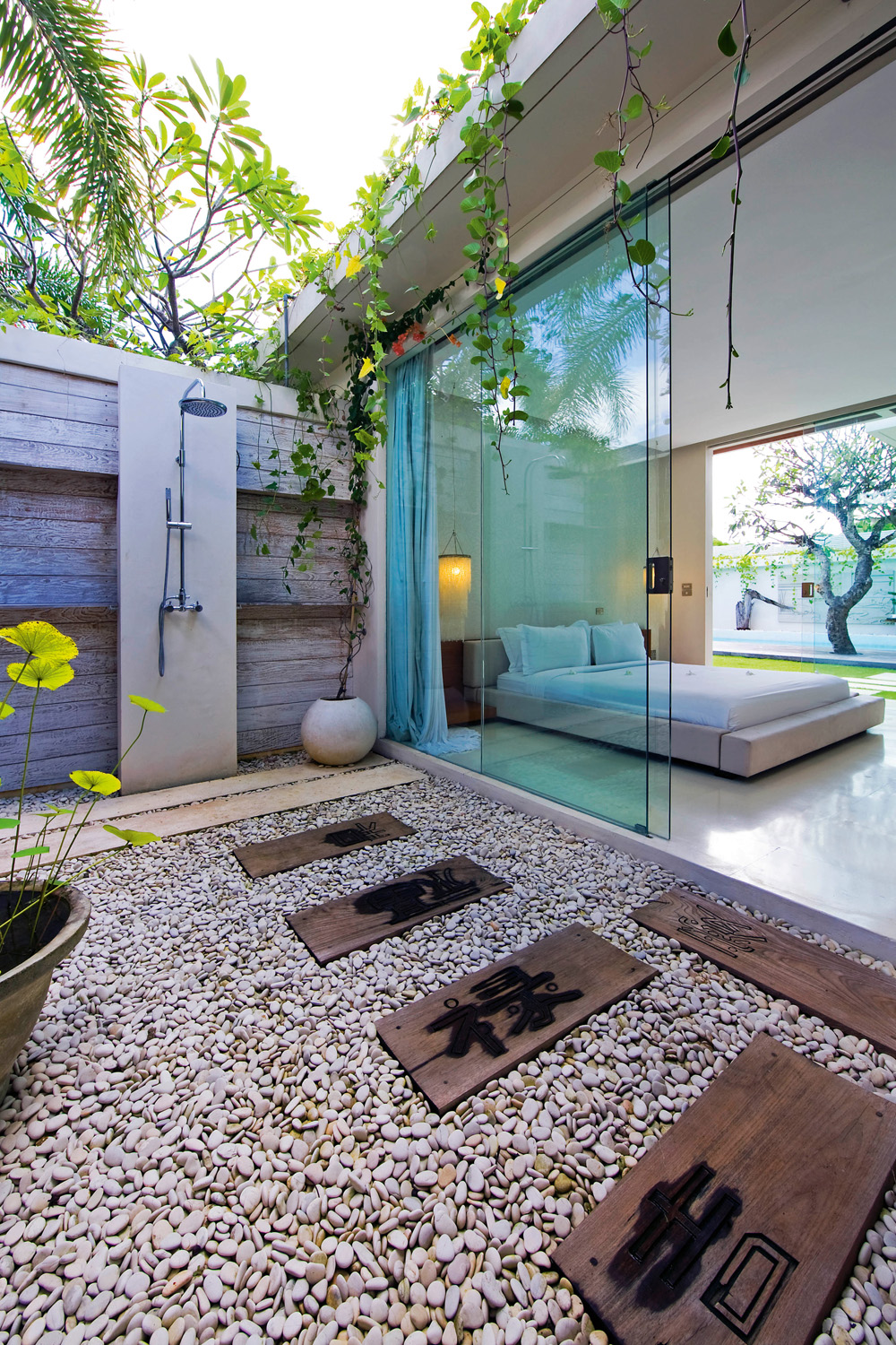 The ultimate outdoor  bathroom  guide Completehome