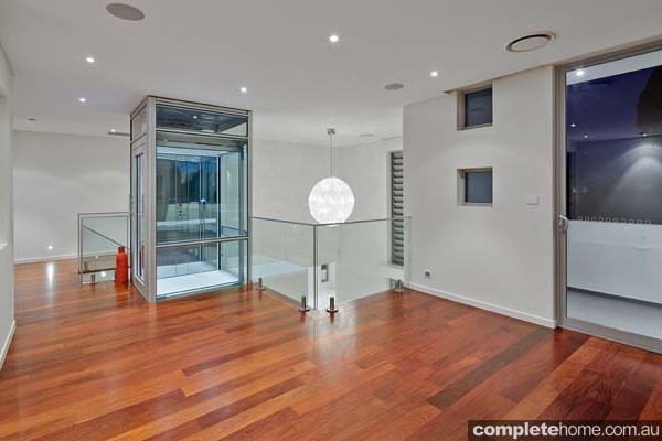 neutral tones hardwood floors