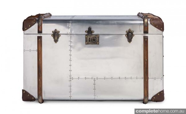 retro trunk Suitcase