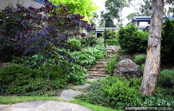 free flowing garden design