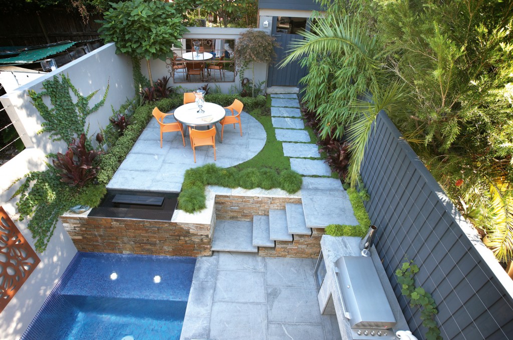 Hidden jewel: A lush urban courtyard garden