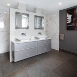 Glitz and glamour in a bathroom design