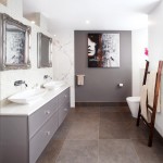 Glitz and glamour in a bathroom design