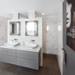 Glitz and glamour in a bathroom design