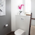Glitz and glamour in a bathroom design