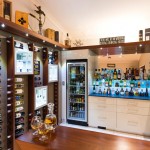 Bar and kitchen duo