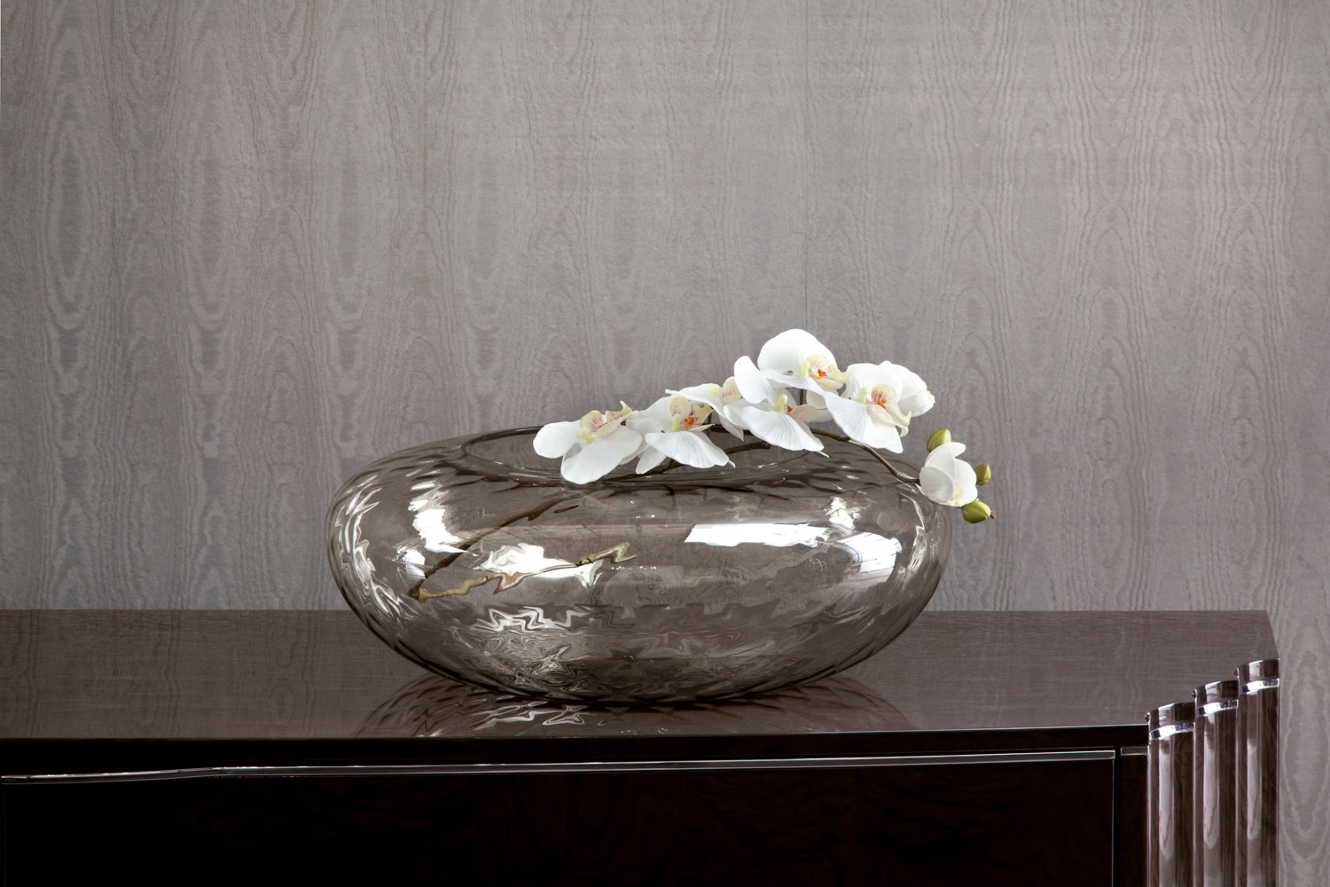Ten essentials for creating an elegant bedroom