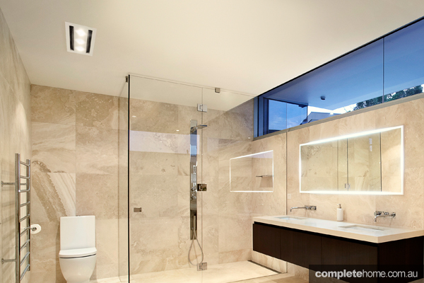 Heat and light fittings for bathrooms Heat and light fittings for bathrooms