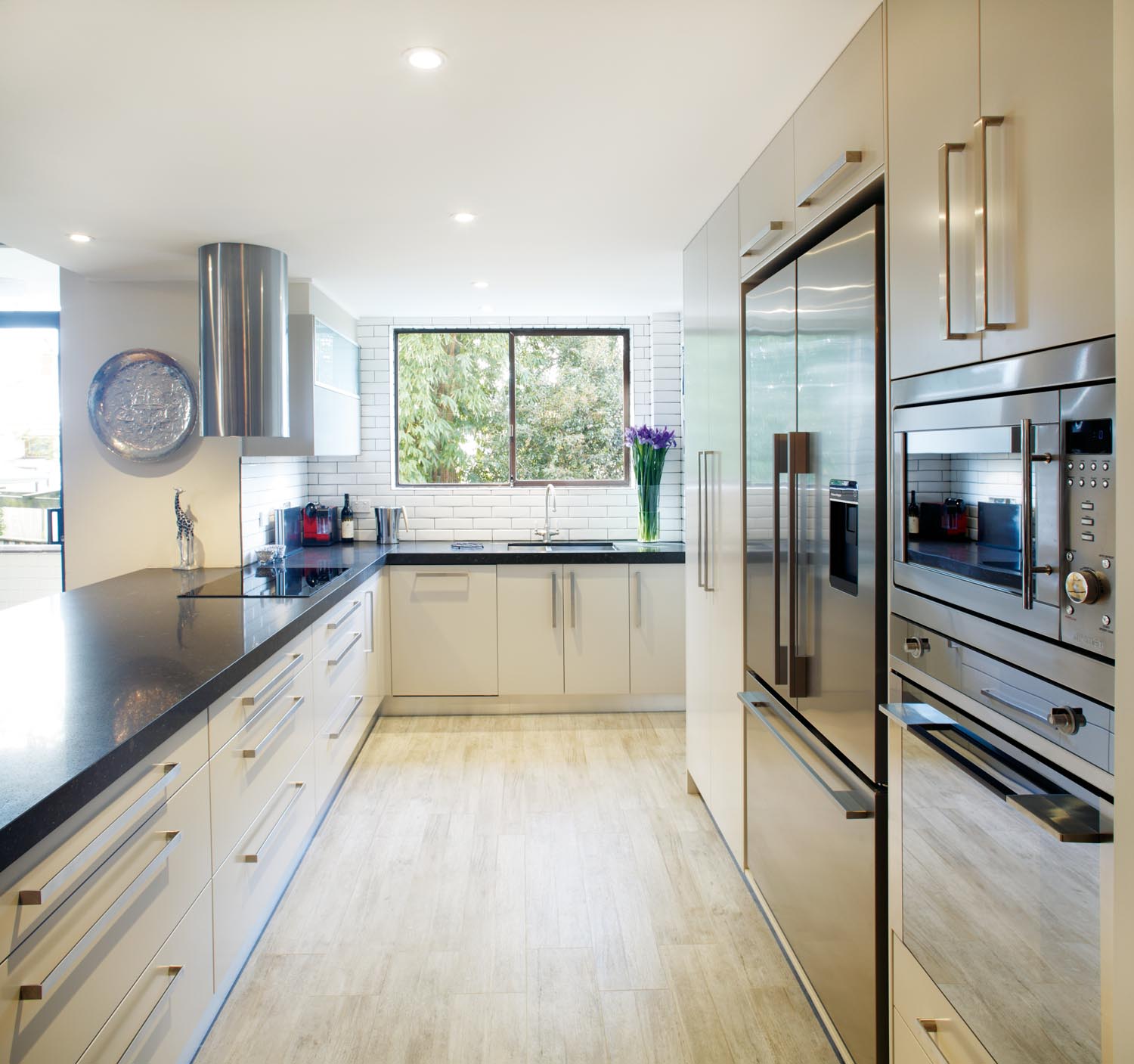 Modern industrial kitchen design Completehome Modern industrial kitchen design Completehome