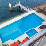 We love this relaxing and luxurious waterfront design