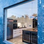 Copper-coloured beauty: A kitchen to top