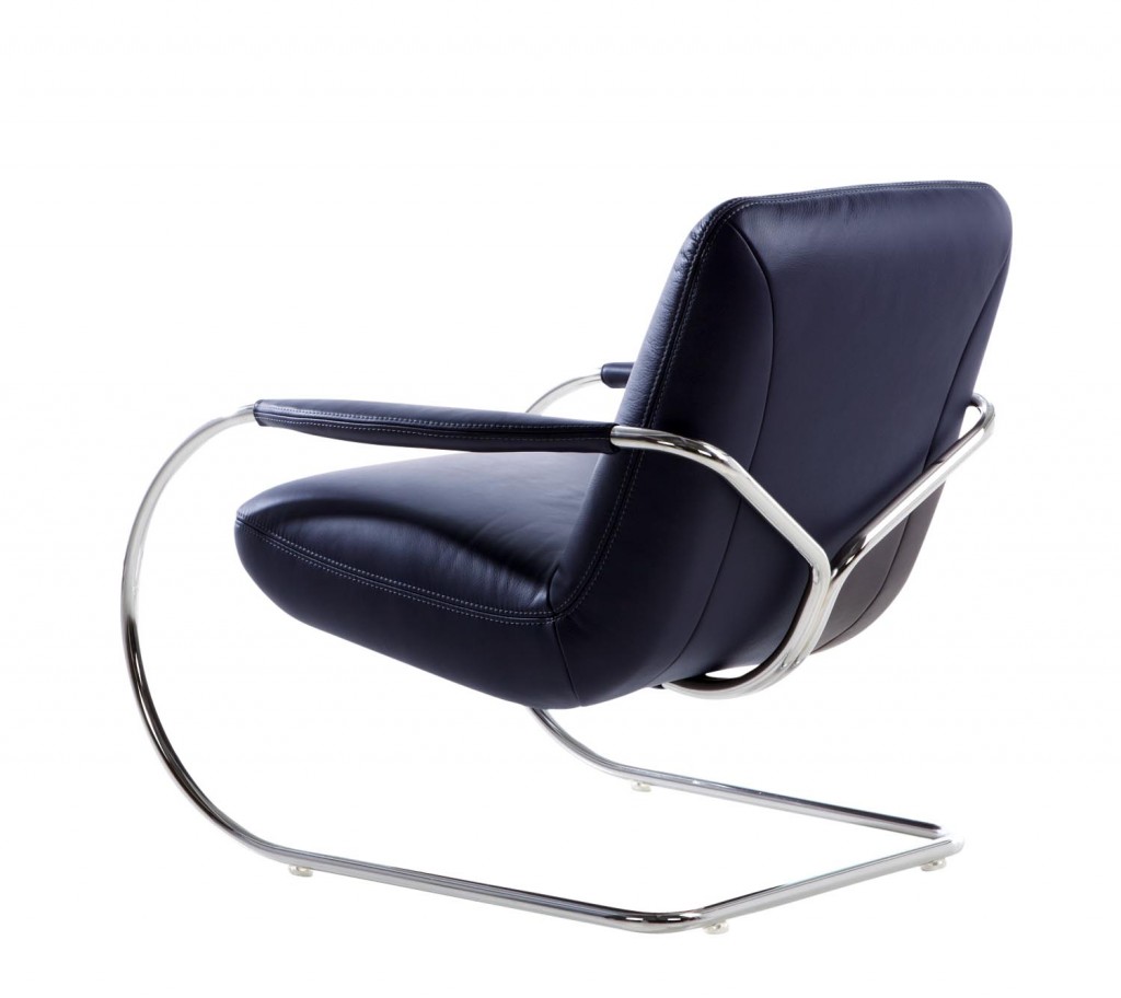 beyond-armchair-jingle-leather_1