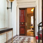 Artists were called upon to restore the traditional mouldings