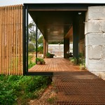 Open to the elements, this home is at one with
the enviroment