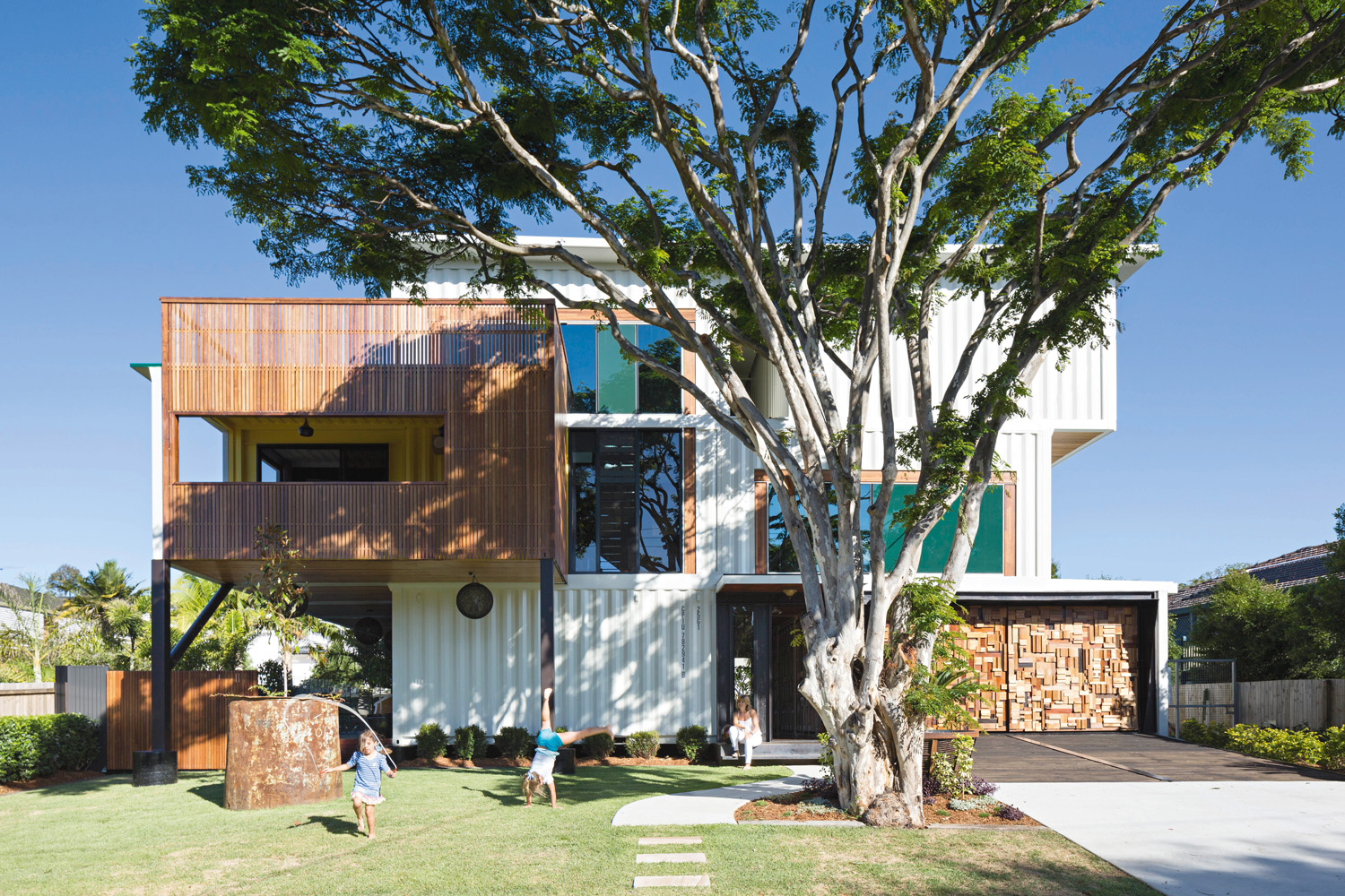 Graceville Shipping Container by Ziegler Build