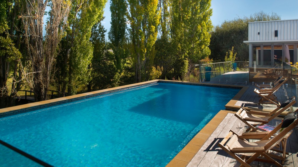 An eye-catching pool design that is user-friendly and low maintenance.