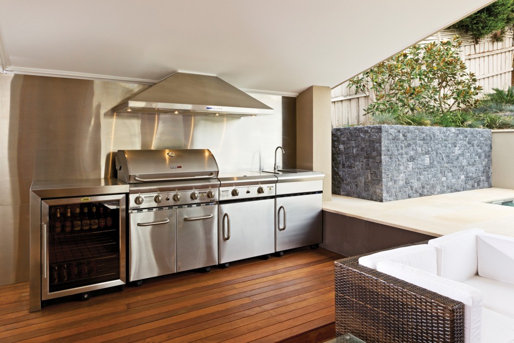 A stainless-steel outdoor kitchen from Grand Hall. Photo courtesy of King’s Landscaping.