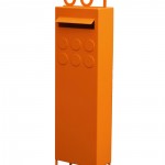 The Ned Kelly powdercoated letterbox is available from Entanglements www.entanglements.com.au