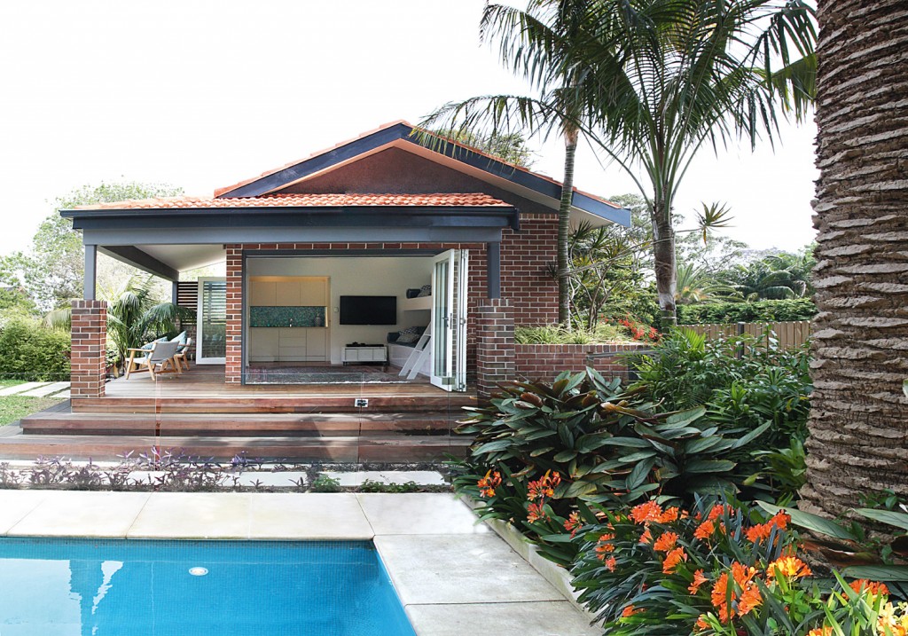 PSS024_Cabanas Feature_ flate positioned to double as a pool cabana