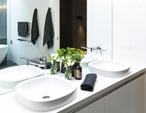 A Refined and Elegant Ensuite | Bathrooms by Oldham
