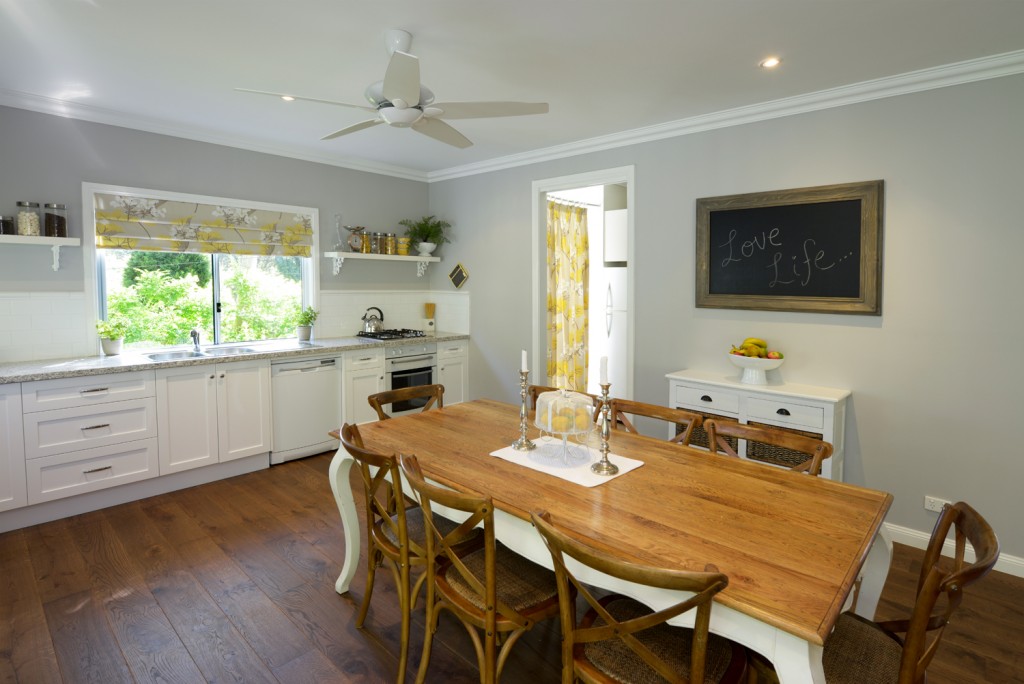 4313 Manor Homes Custom Kilabenbay
