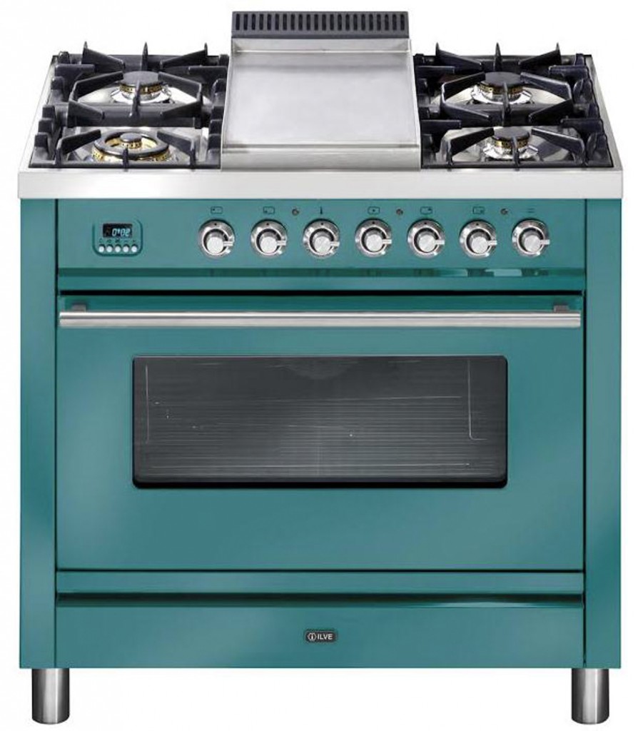 Custom coloured: handcrafted Italian ovens