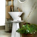 Jungle-inspired bathroom accessories