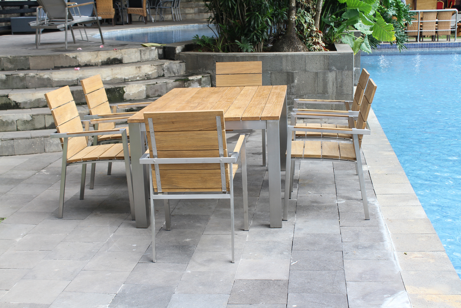 outdoor table
